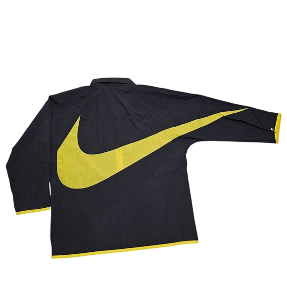 Vintage 90's Nike Windbreaker - Picture 3 of 5
